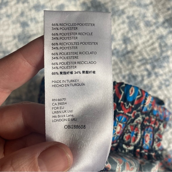 Anthropologie Vega High-Waist Wide Leg Satin Bohemian Drawstring Pant Size Large - Picture 13 of 13